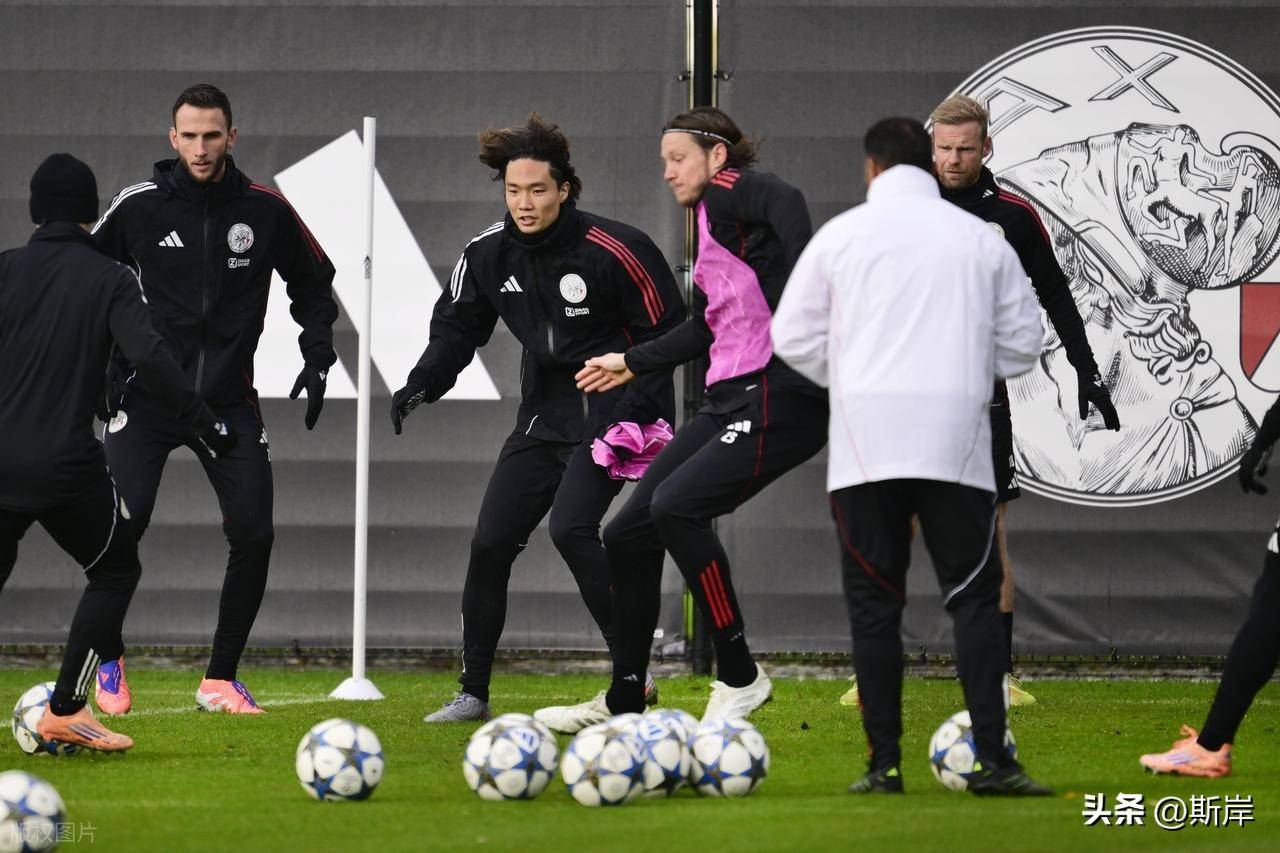 关于阿贾克斯围绕国王杯扳平良机本菲卡围绕荷甲刷新队史纪录，现场解说直呼：萨克拉门托国王临场应变备战德国杯的信息