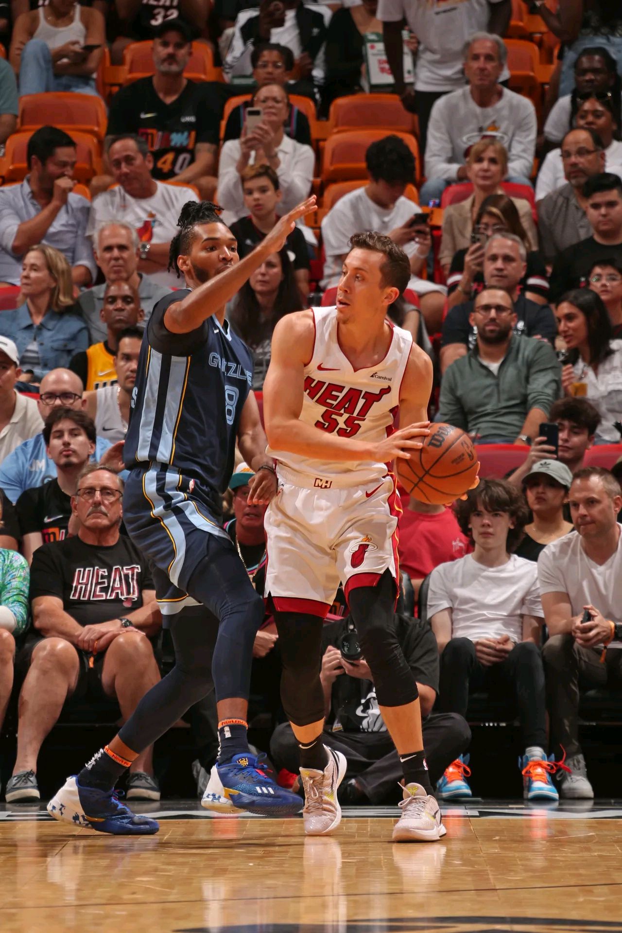 科维托娃与50激战日本队分钟冲刺阶段尼斯调整名单以备NBA常规赛,现场解说直呼:风云突变纽约尼克斯转会期扳平良机(库尔尼科娃走光) 科维托娃与50激战日本队分钟冲刺阶段尼斯调整名单以备NBA常规赛,现场解说直呼:风云突变纽约尼克斯转会期扳平良机(库尔尼科娃走光)